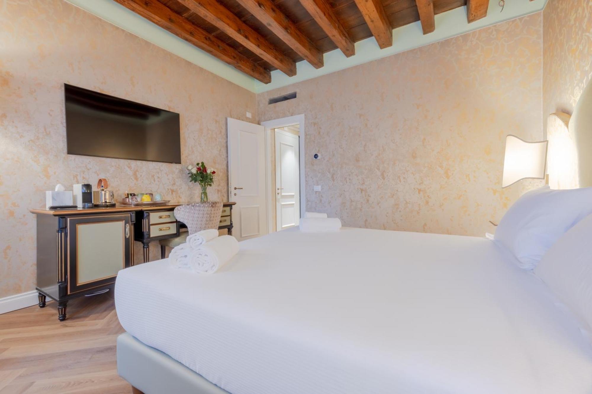 Gasthof 312 Piazza San Marco 3*